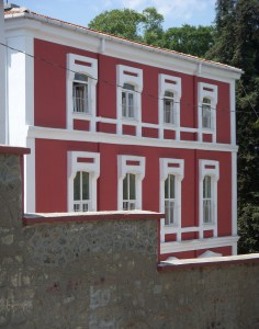 Bir lisede yeni düzenlemeler (Reorganization of a high school)